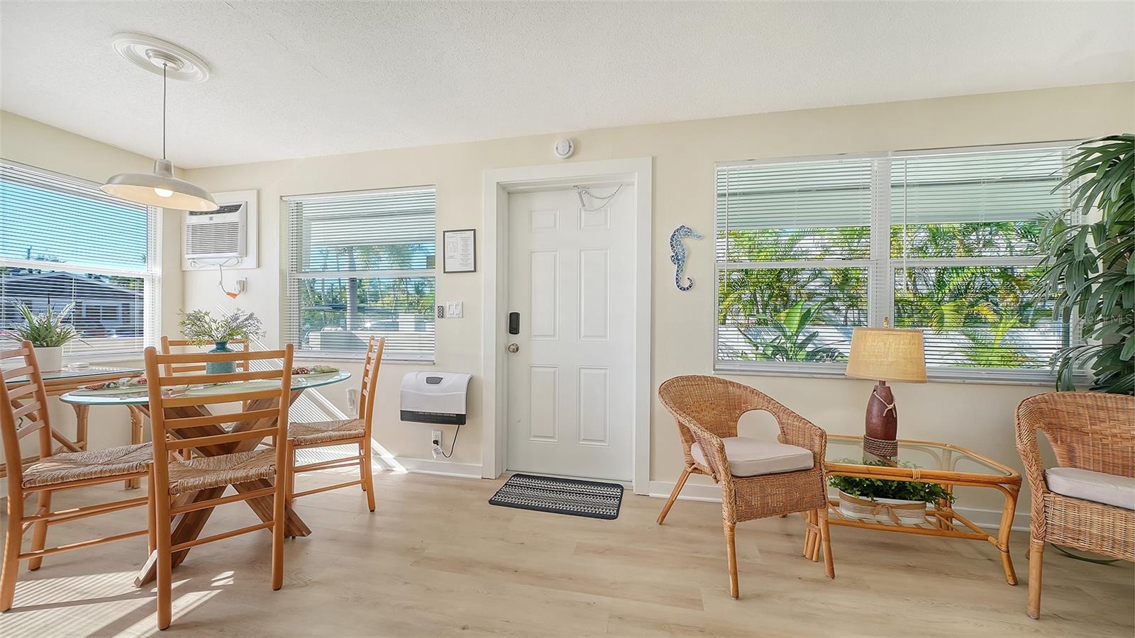 210 66TH STREET, Holmes Beach, FL 34217
