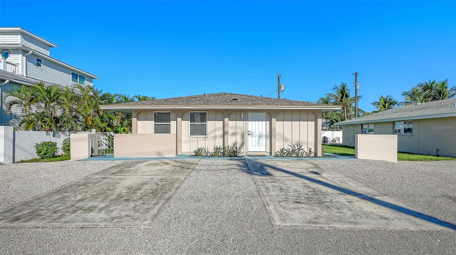 210 66TH STREET, Holmes Beach, FL 34217