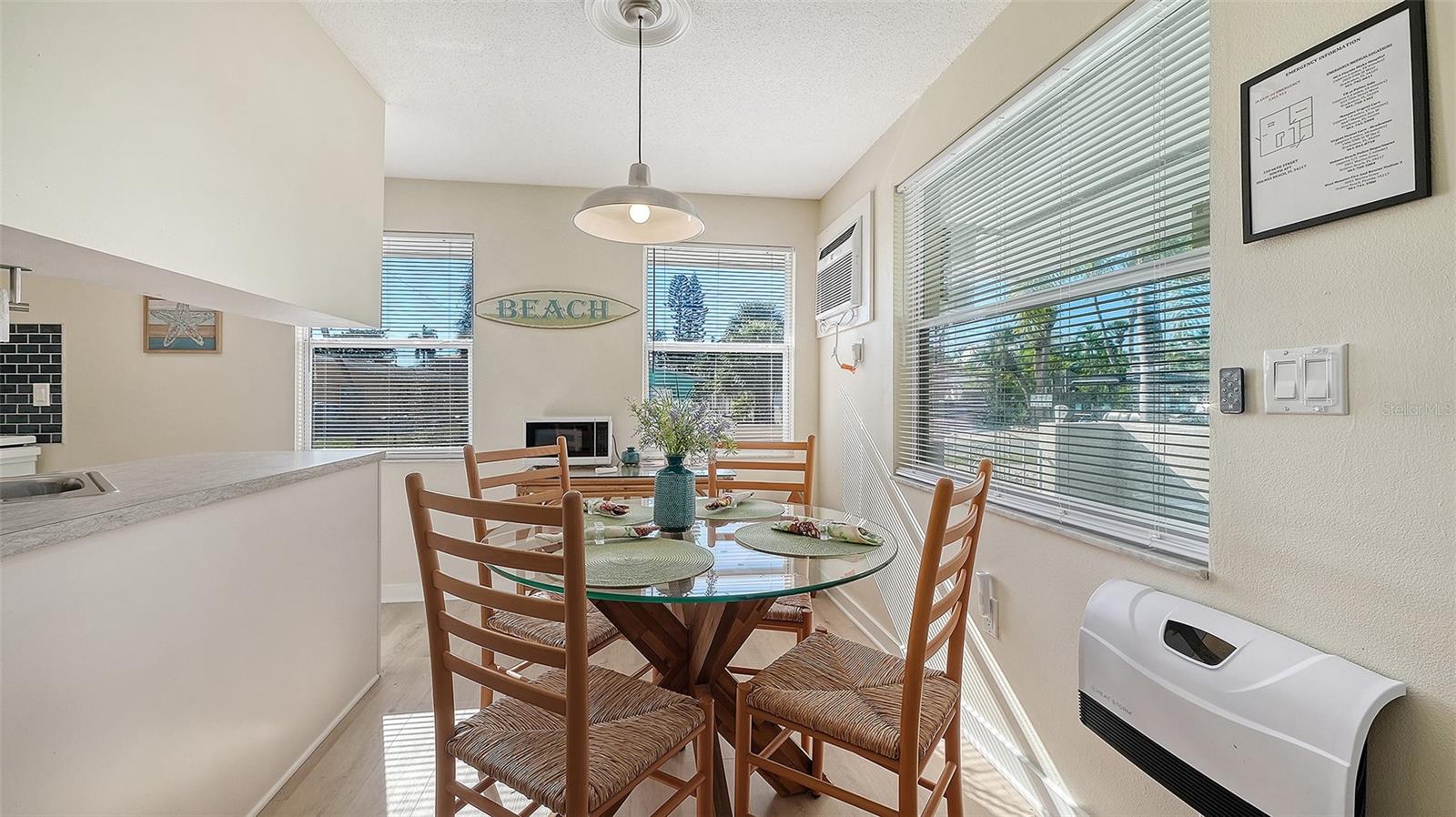 210 66TH STREET, Holmes Beach, FL 34217