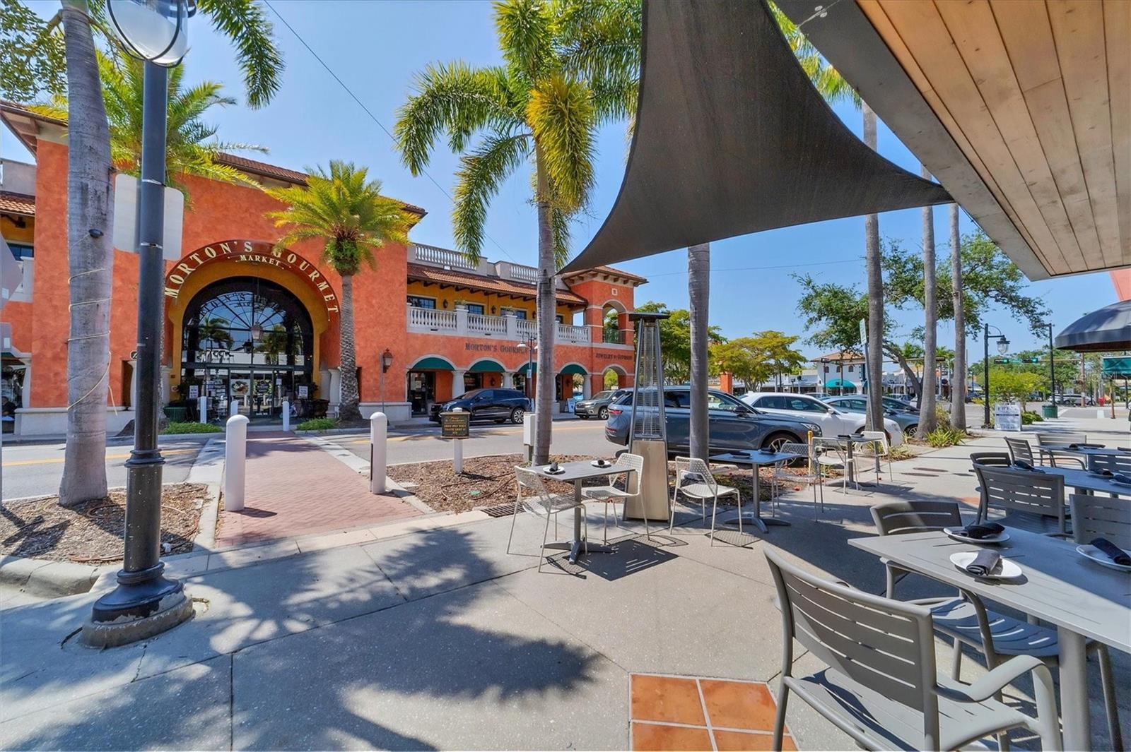 2557 TEMPLE STREET, Sarasota, FL 34239