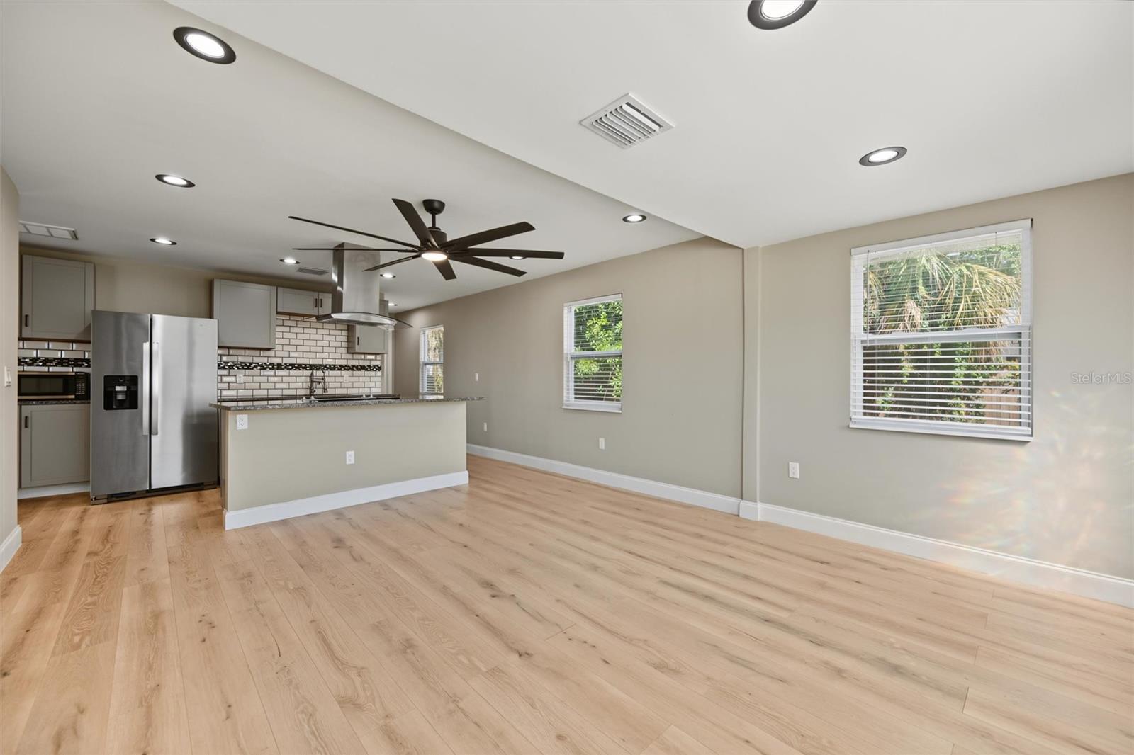 1815 12TH STREET S, St Petersburg, FL 33705