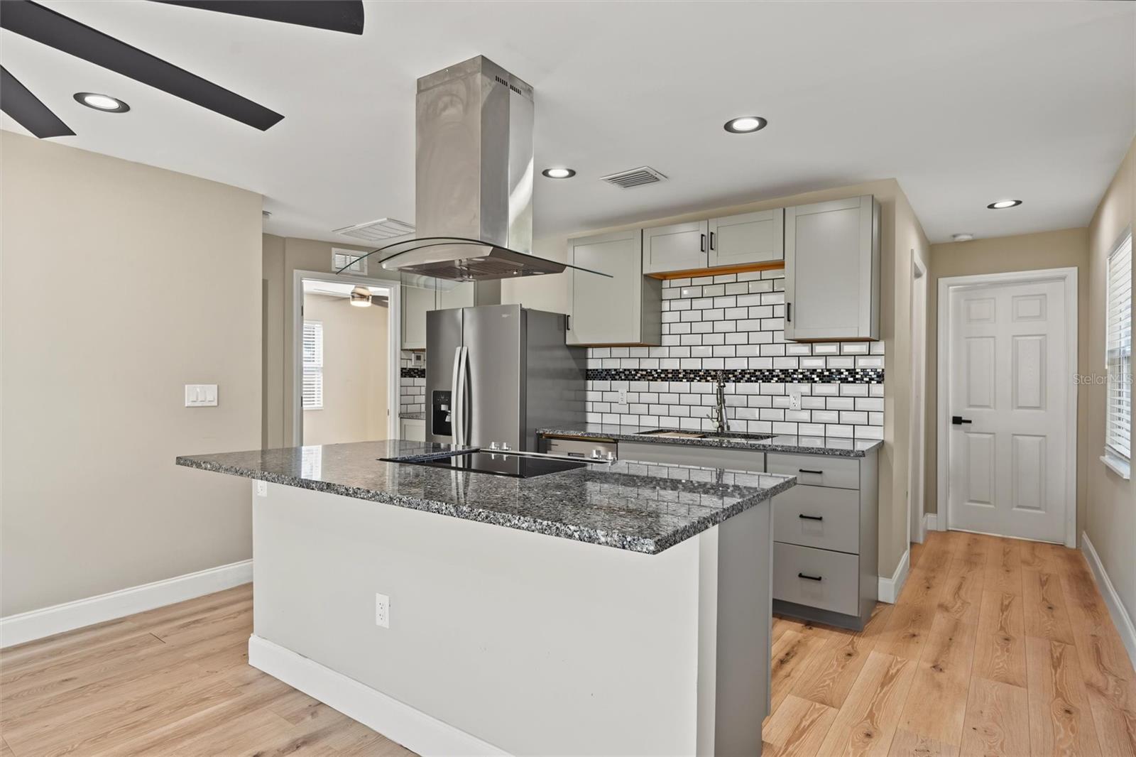 1815 12TH STREET S, St Petersburg, FL 33705
