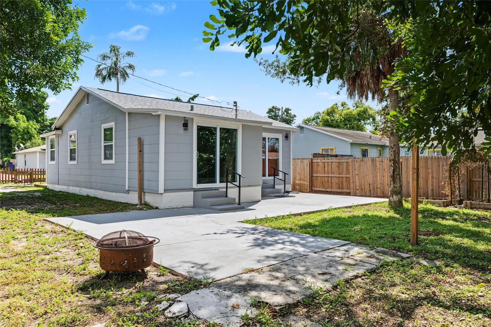 1815 12TH STREET S, St Petersburg, FL 33705