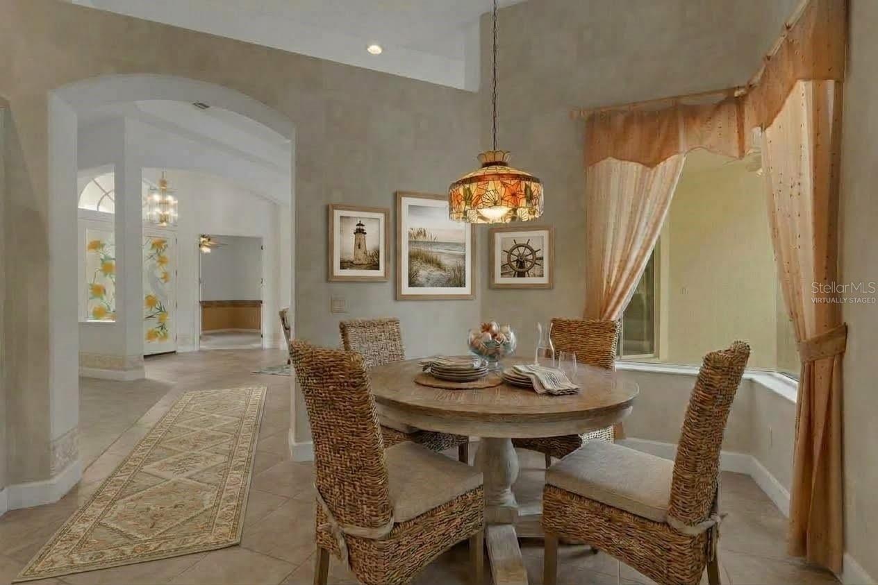 virtually staged/breakfast nook