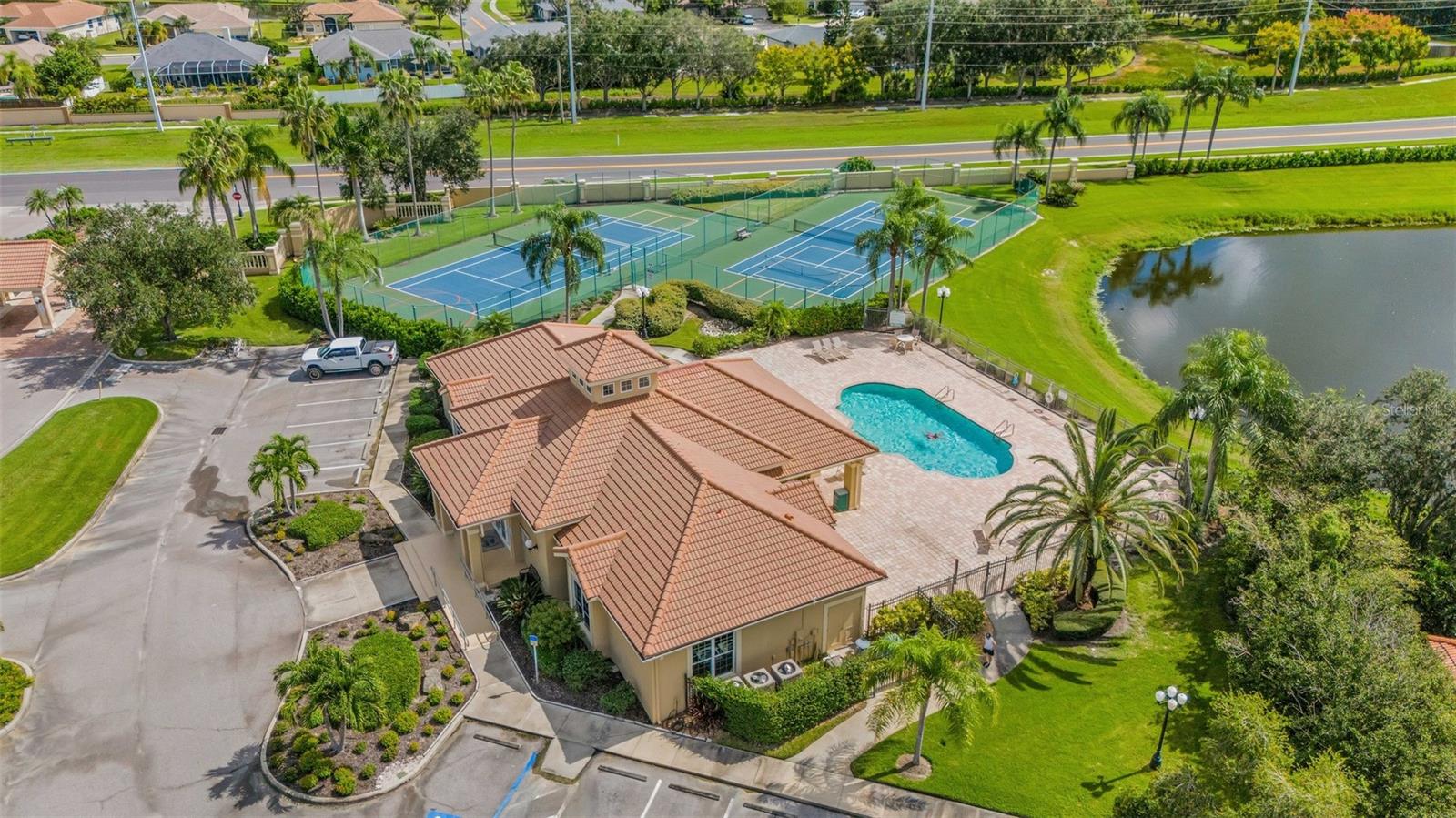 clubhouse/community pool/tennis-pickleball courts