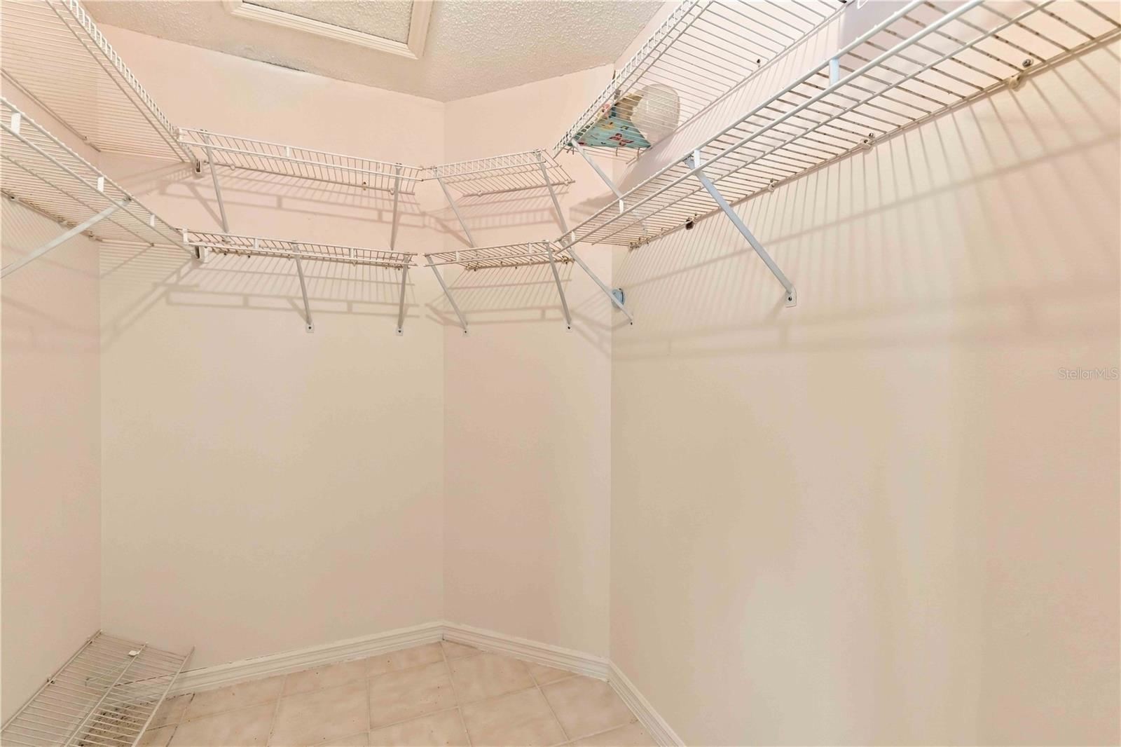 walk in closet