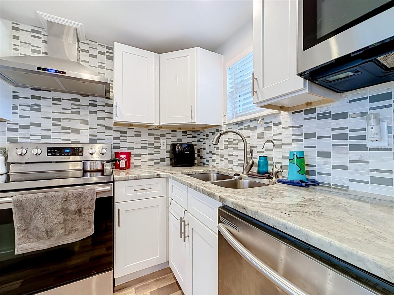1006 SE 2ND STREET, Mulberry, FL 33860