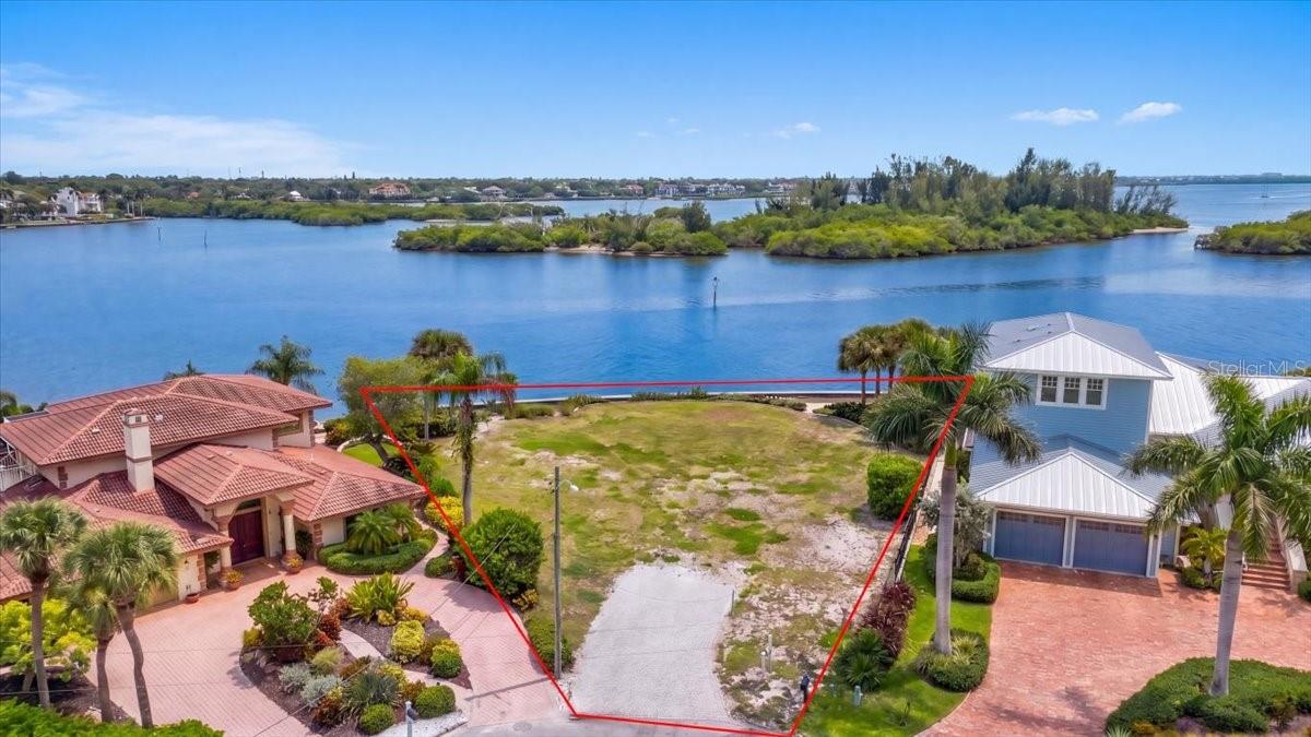 894 FREELING DRIVE, Sarasota, FL 34242