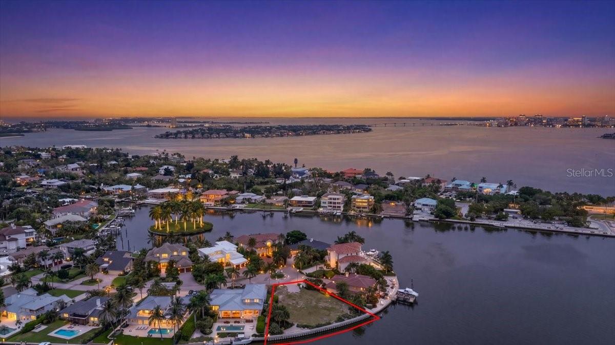 894 FREELING DRIVE, Sarasota, FL 34242