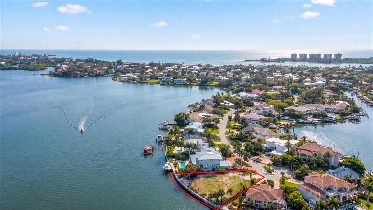 894 FREELING DRIVE, Sarasota, FL 34242