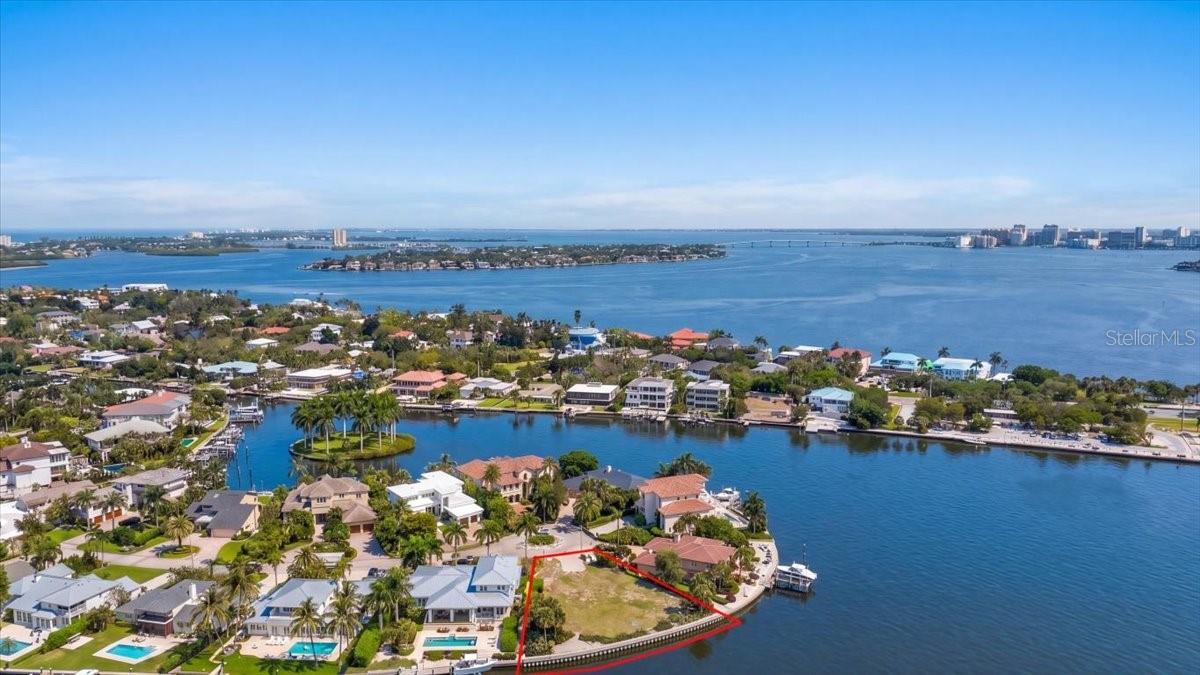 894 FREELING DRIVE, Sarasota, FL 34242