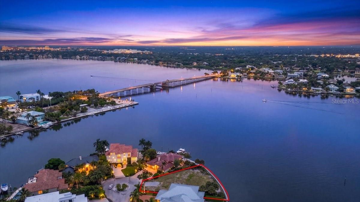 894 FREELING DRIVE, Sarasota, FL 34242