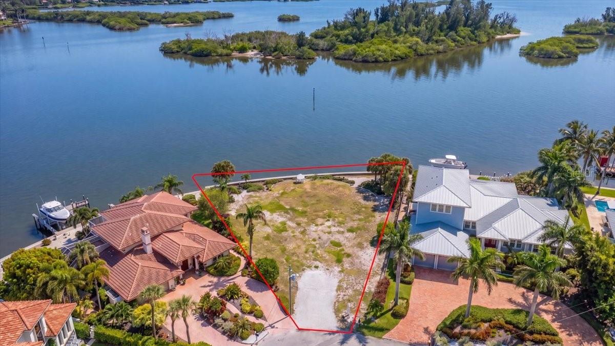 894 FREELING DRIVE, Sarasota, FL 34242