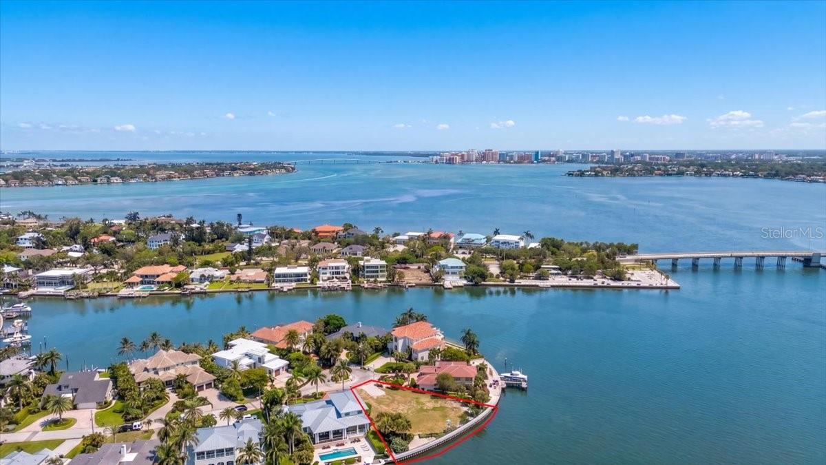 894 FREELING DRIVE, Sarasota, FL 34242