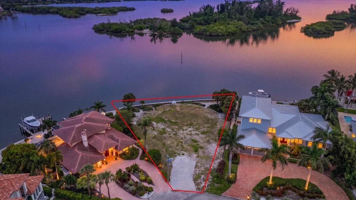 894 FREELING DRIVE, Sarasota, FL 34242