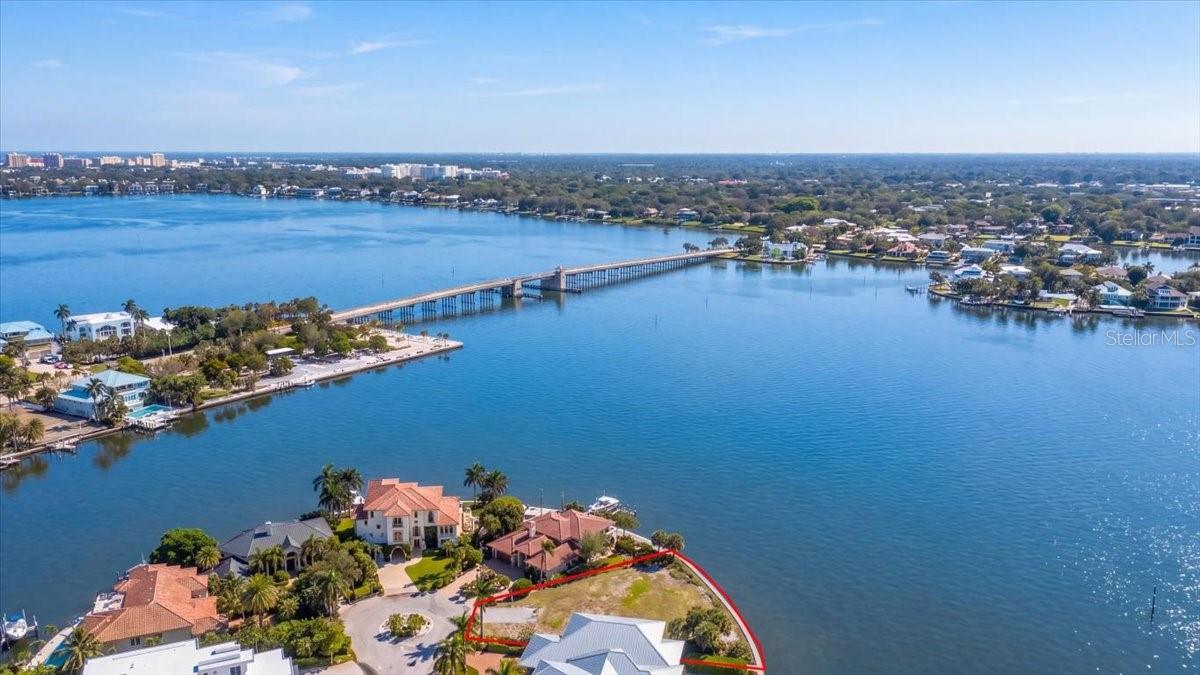 894 FREELING DRIVE, Sarasota, FL 34242