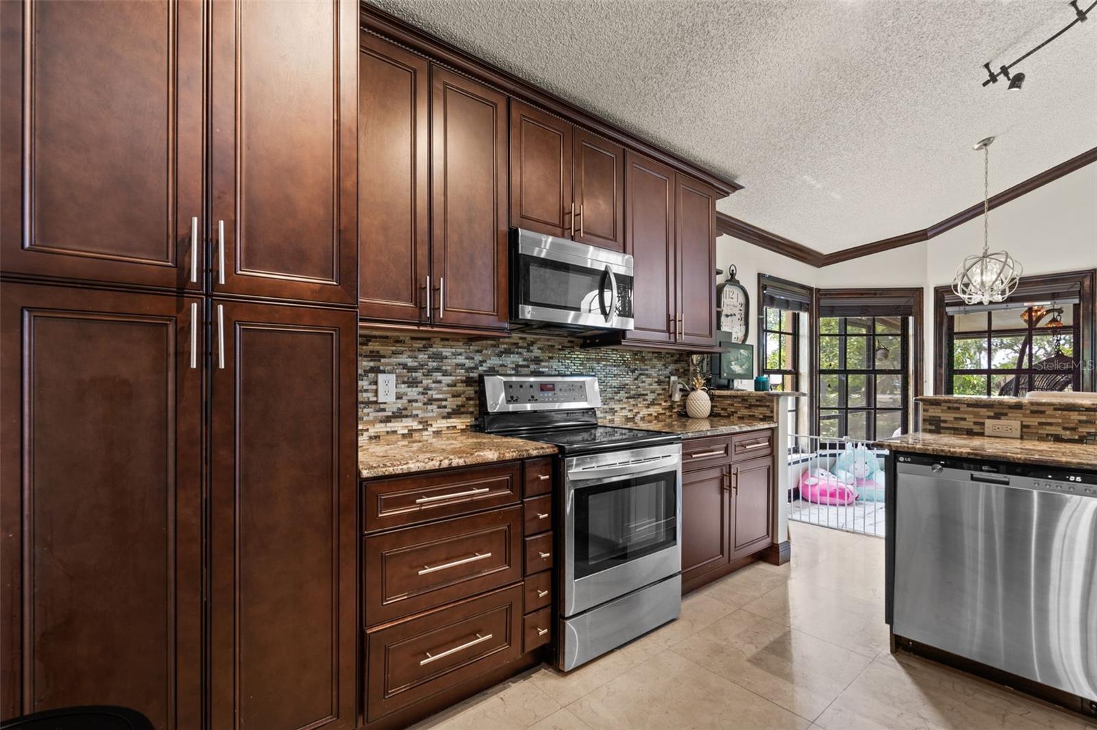 1009 45TH STREET E, Bradenton, FL 34208