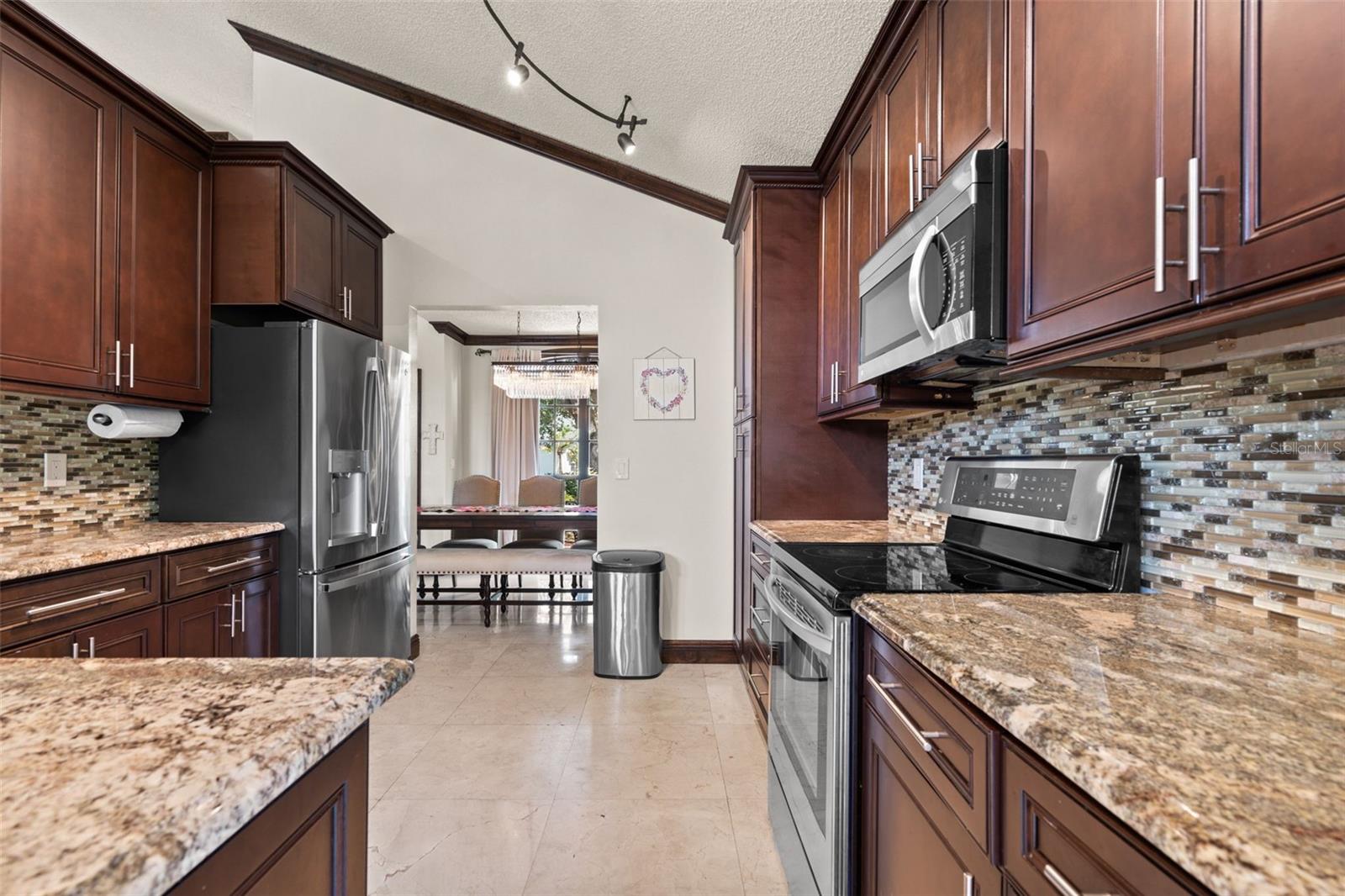 1009 45TH STREET E, Bradenton, FL 34208