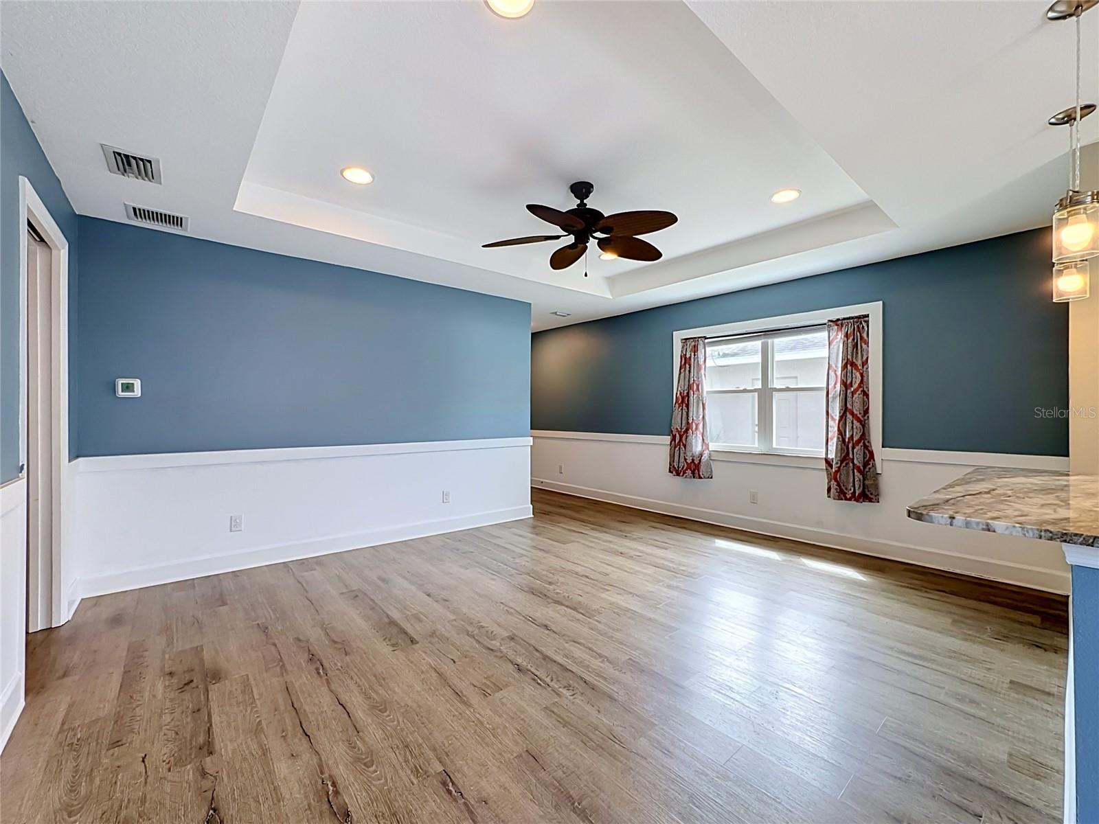 812 33RD STREET W, Bradenton, FL 34205