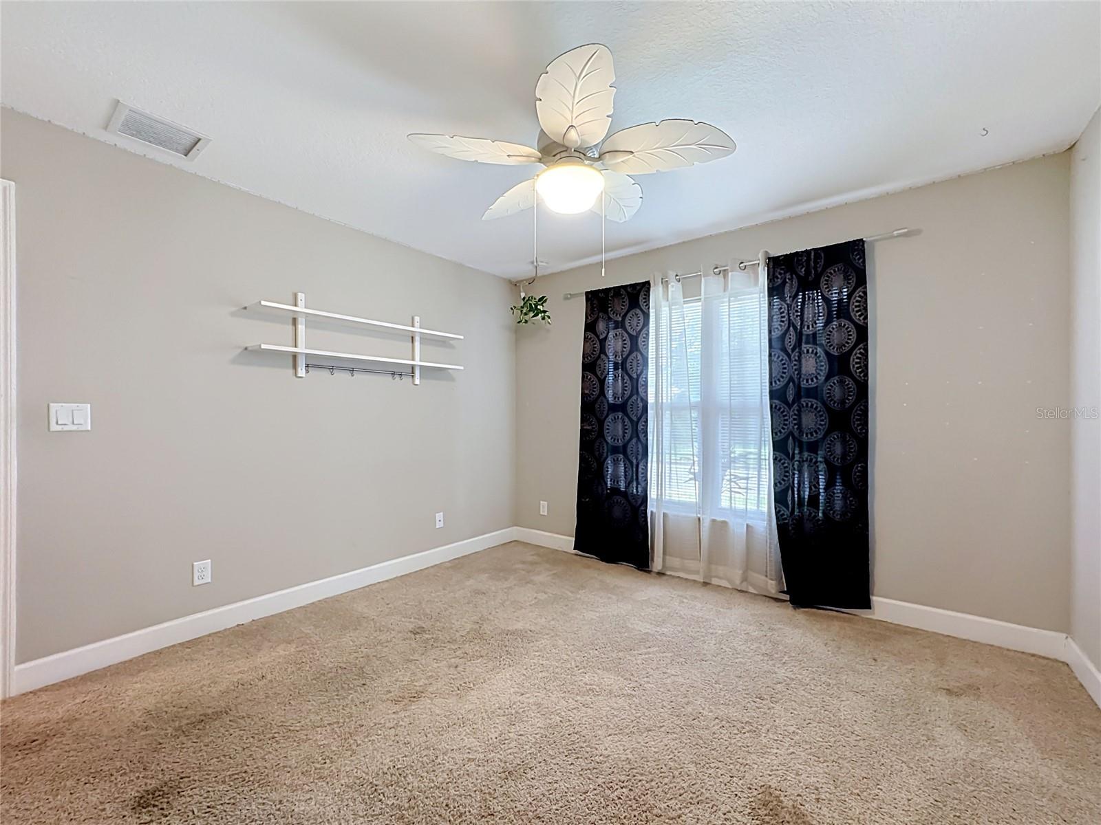 812 33RD STREET W, Bradenton, FL 34205