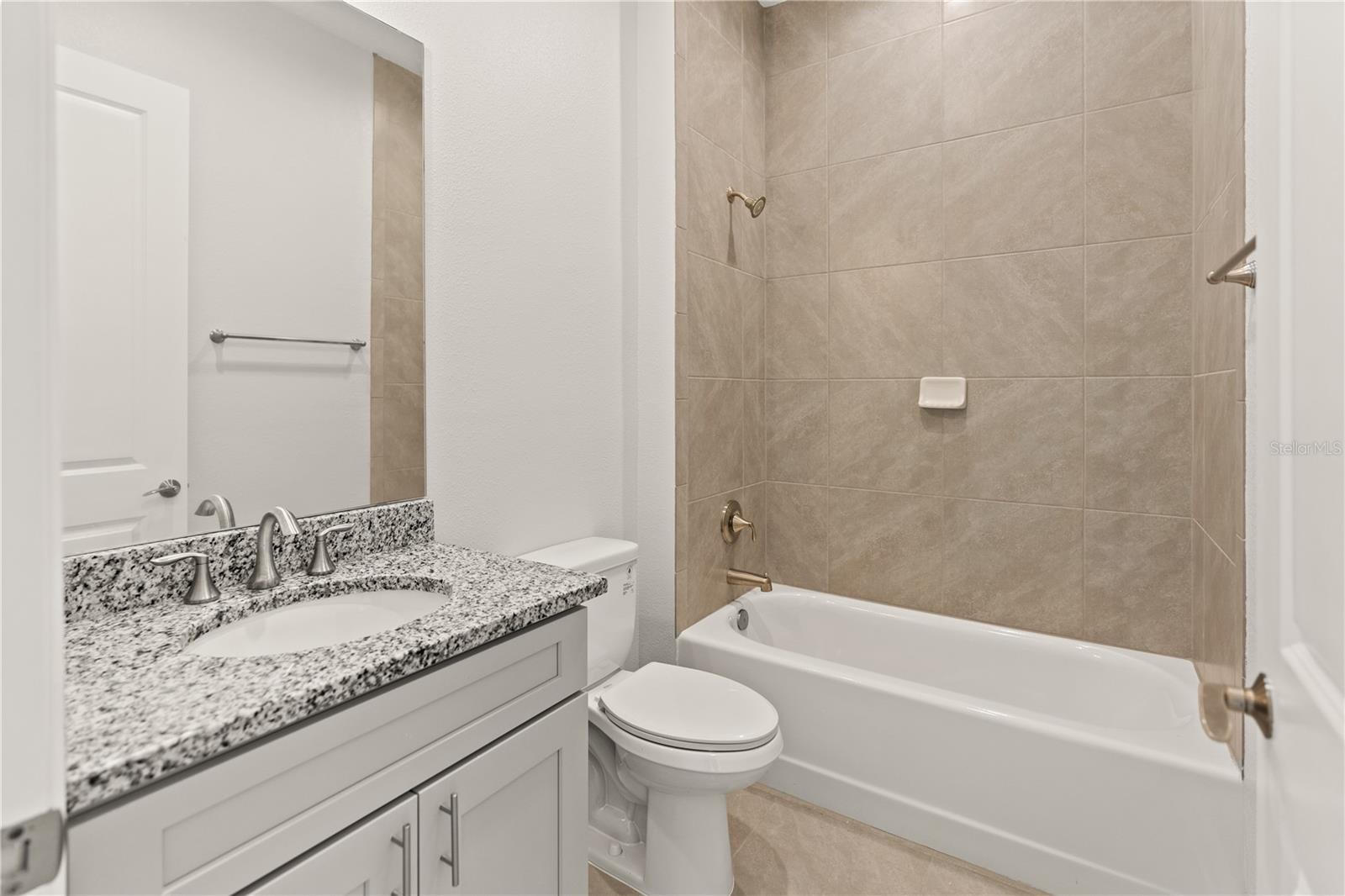 7611 34TH AVENUE W, #301, Bradenton, FL 34209