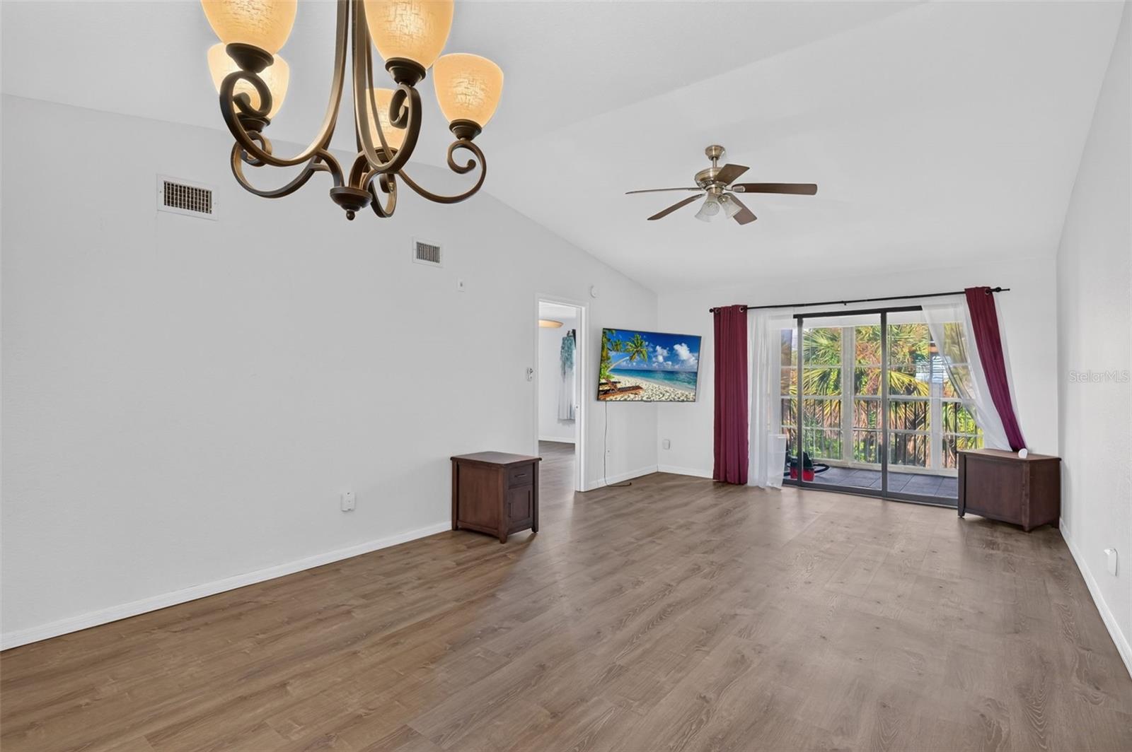 175 KINGS HIGHWAY, #C4, Punta Gorda, FL 33983