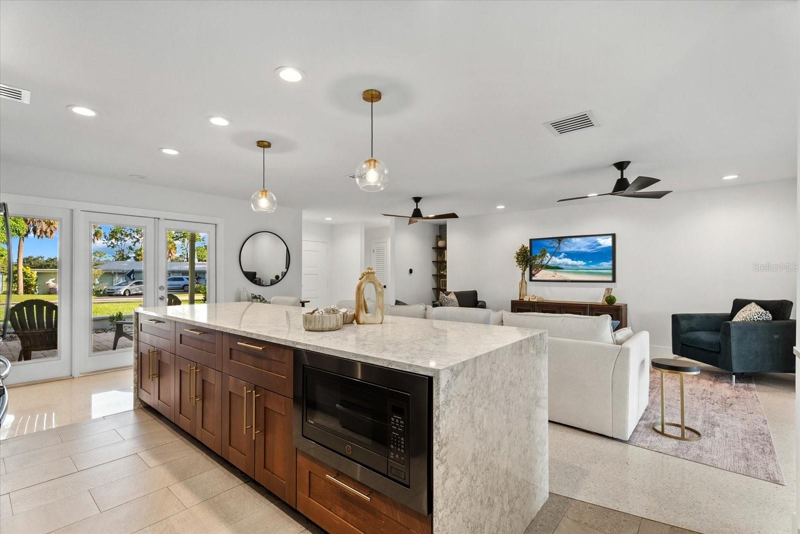 481 MAGELLAN DRIVE, Sarasota, FL 34243