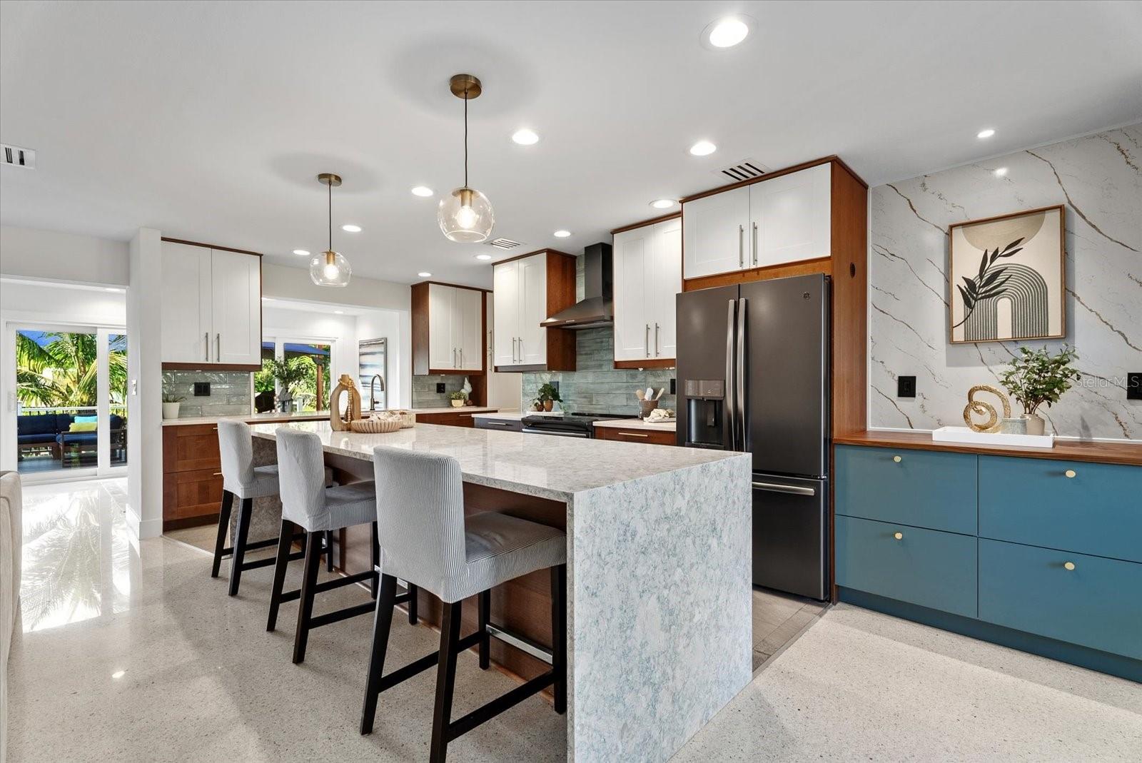 481 MAGELLAN DRIVE, Sarasota, FL 34243