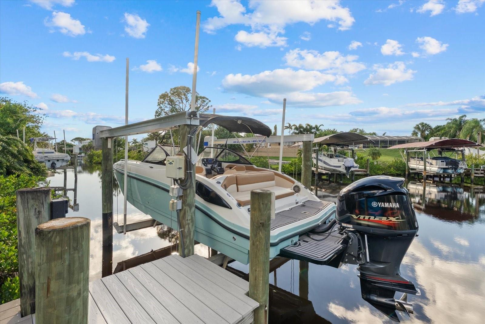 481 MAGELLAN DRIVE, Sarasota, FL 34243