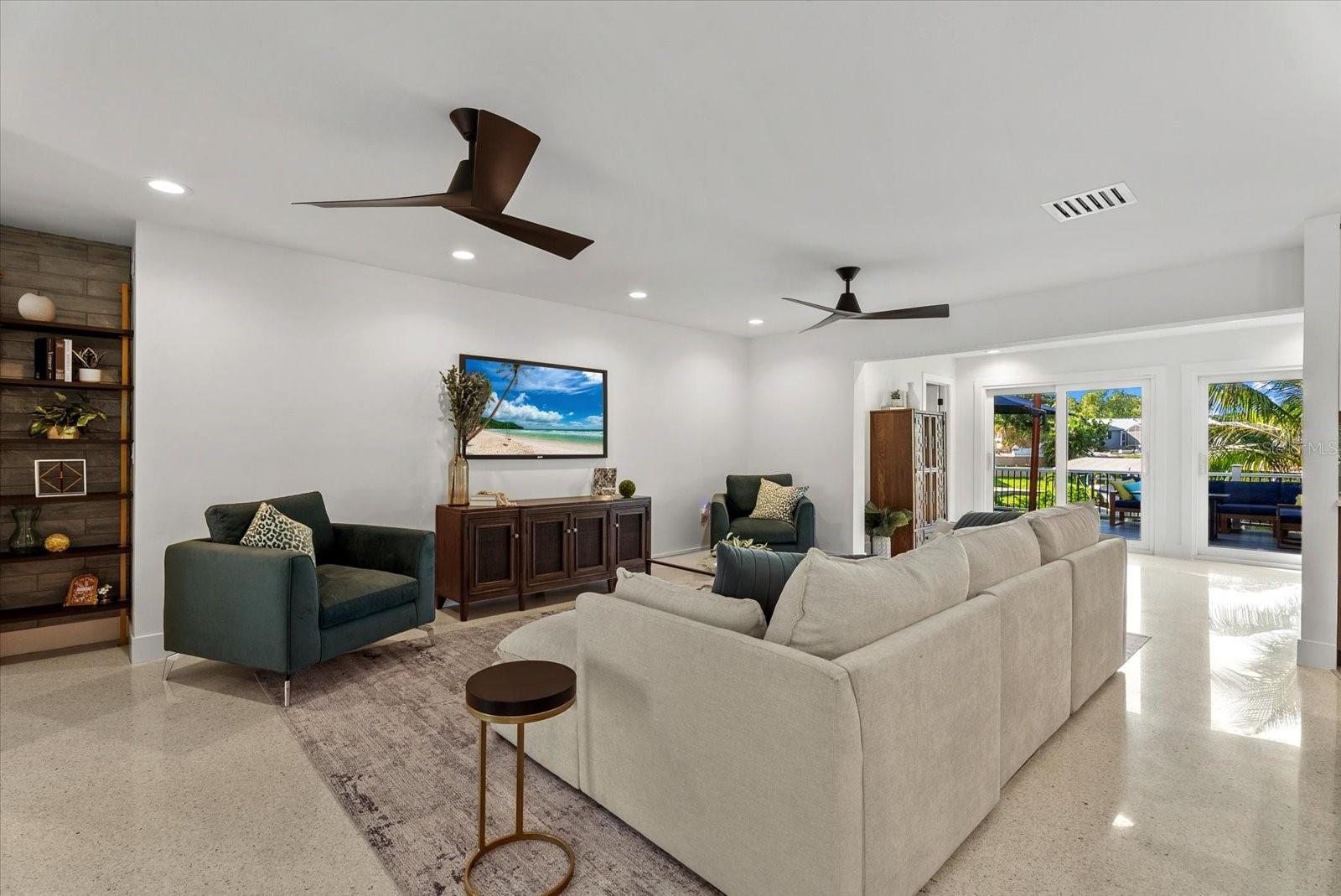 481 MAGELLAN DRIVE, Sarasota, FL 34243