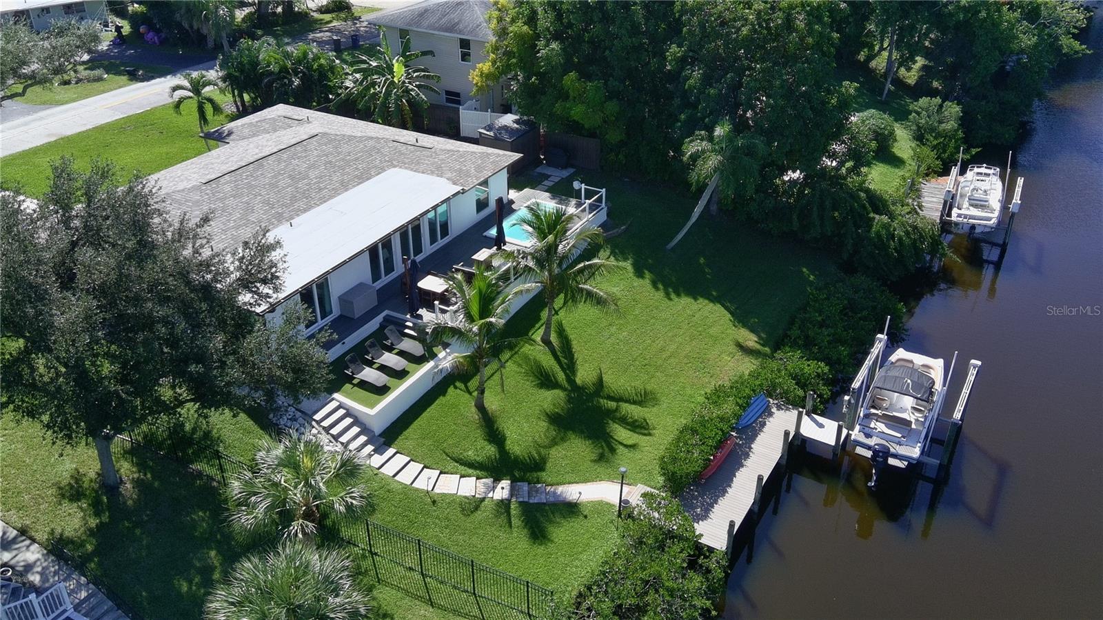 481 MAGELLAN DRIVE, Sarasota, FL 34243