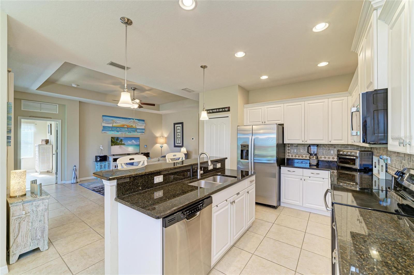 11728 FENNEMORE WAY, Parrish, FL 34219