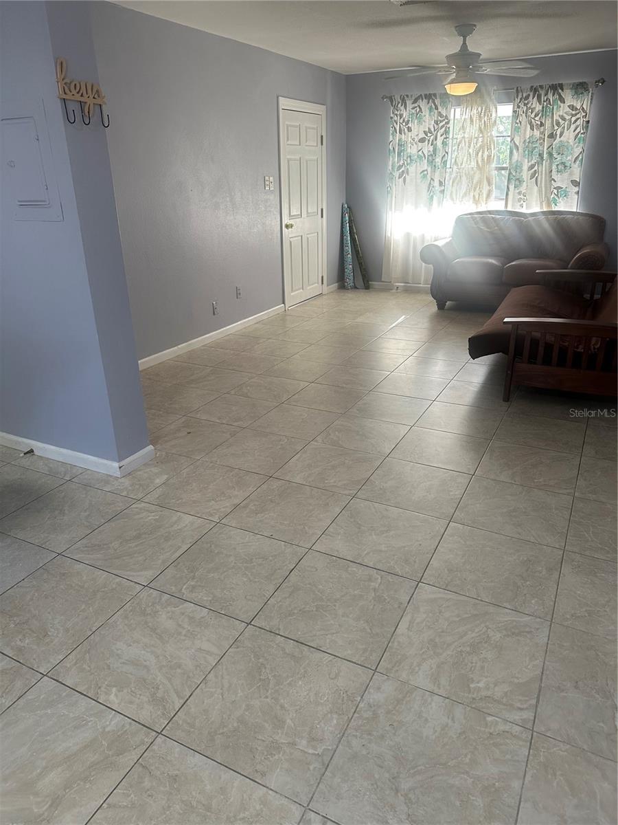 4507 9TH STREET W, #D8, Bradenton, FL 34207