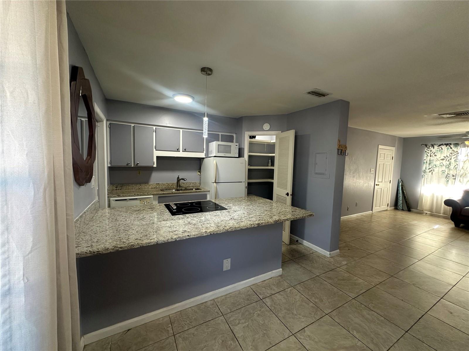 4507 9TH STREET W, #D8, Bradenton, FL 34207