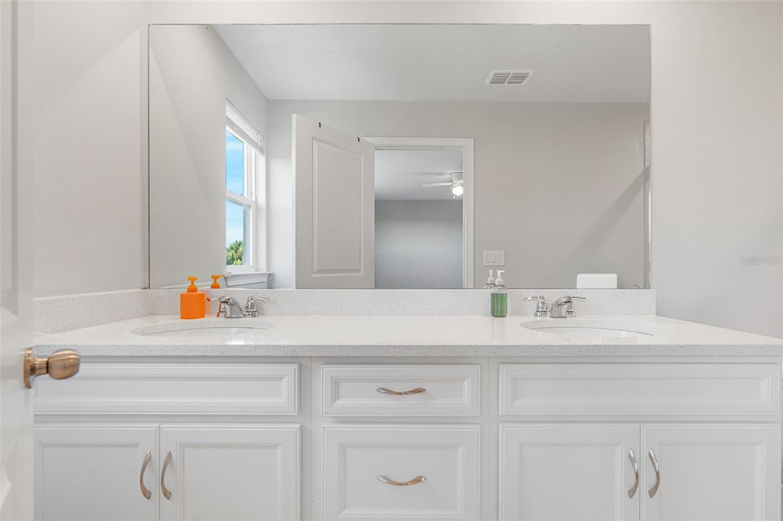 11960 SKY ACRES TERRACE, Bradenton, FL 34211