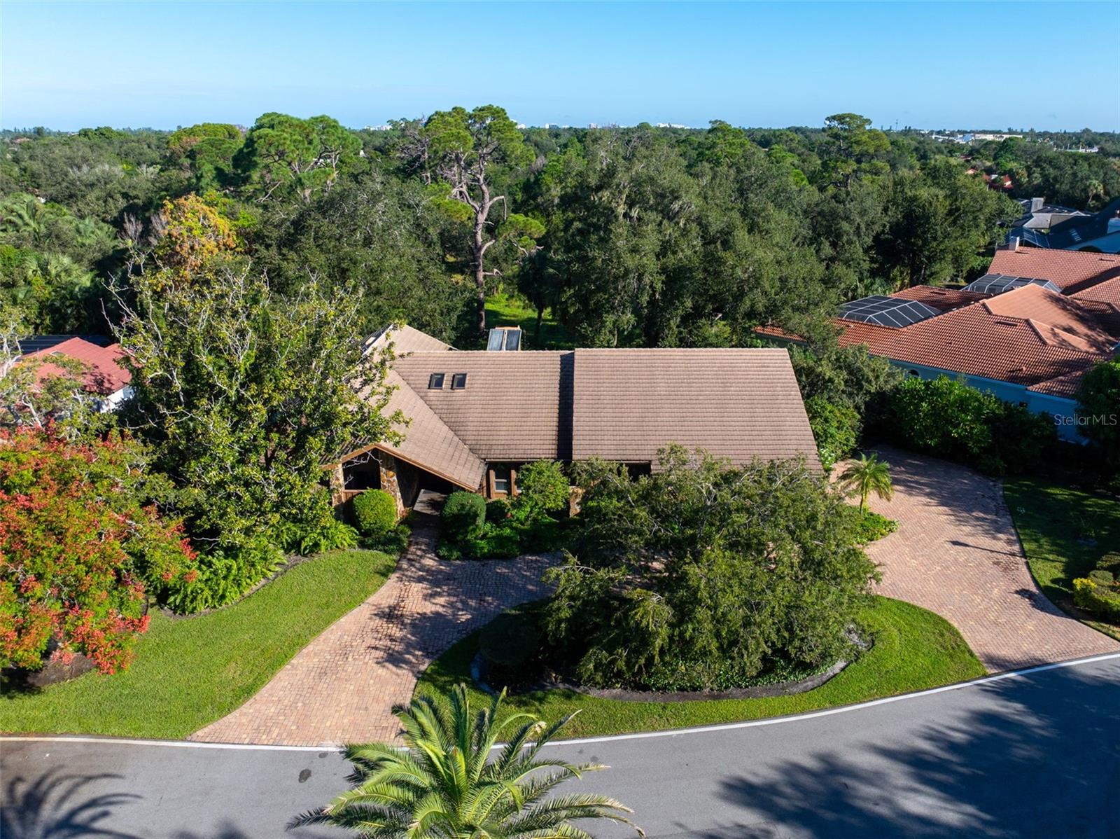5122 KESTRAL PARK S, Sarasota, FL 34231
