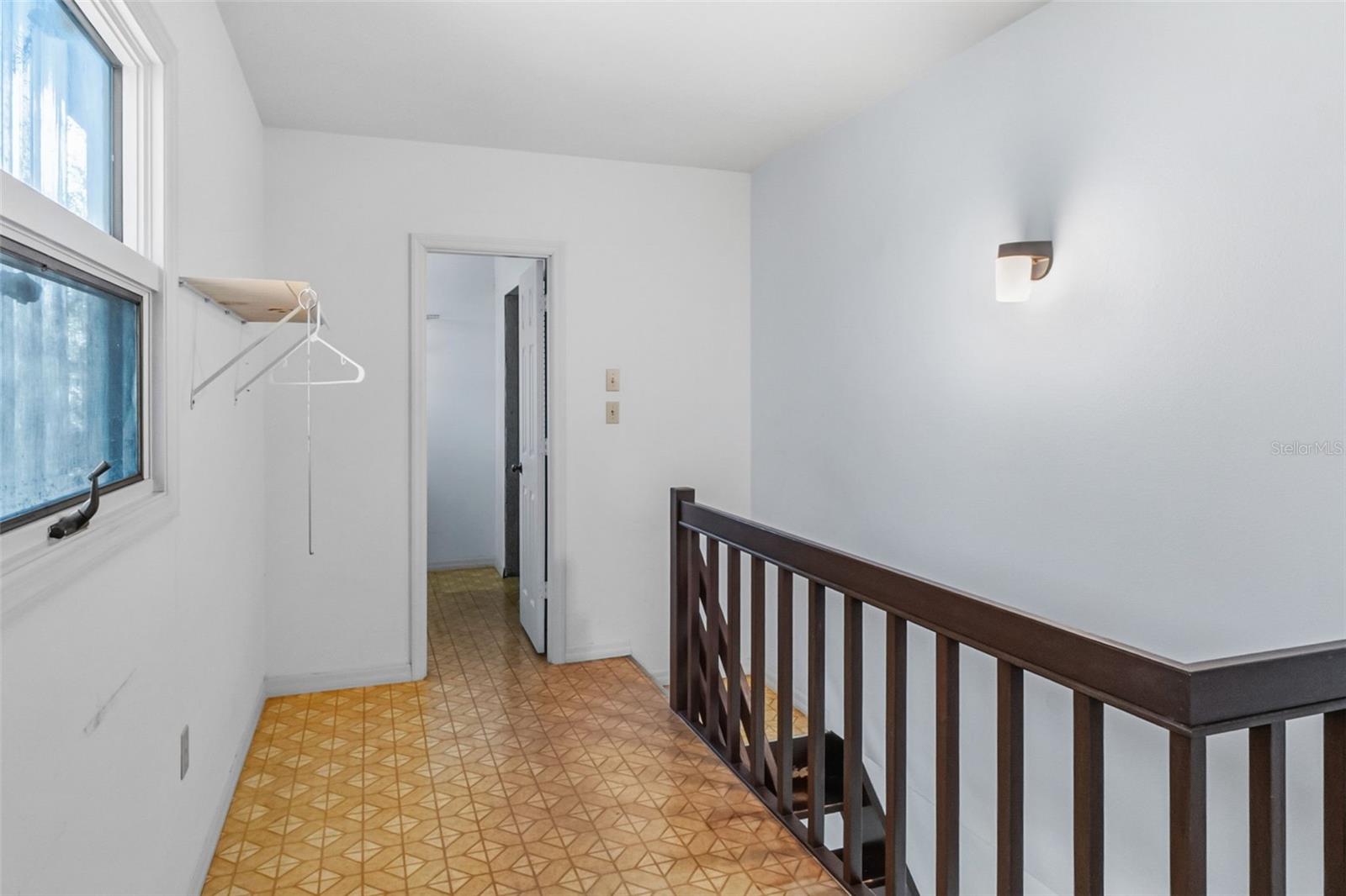 5122 KESTRAL PARK S, Sarasota, FL 34231
