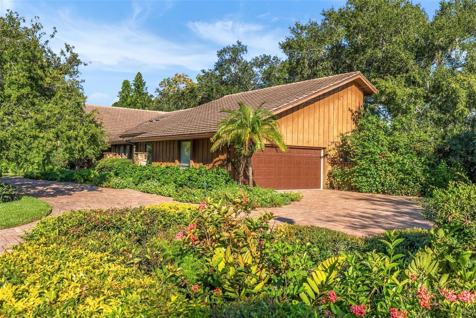 5122 KESTRAL PARK S, Sarasota, FL 34231