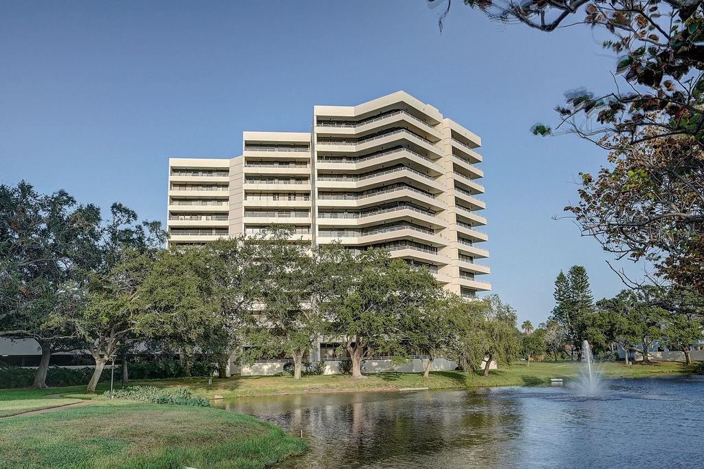 5940 PELICAN BAY PLAZA S, #203, Gulfport, FL 33707