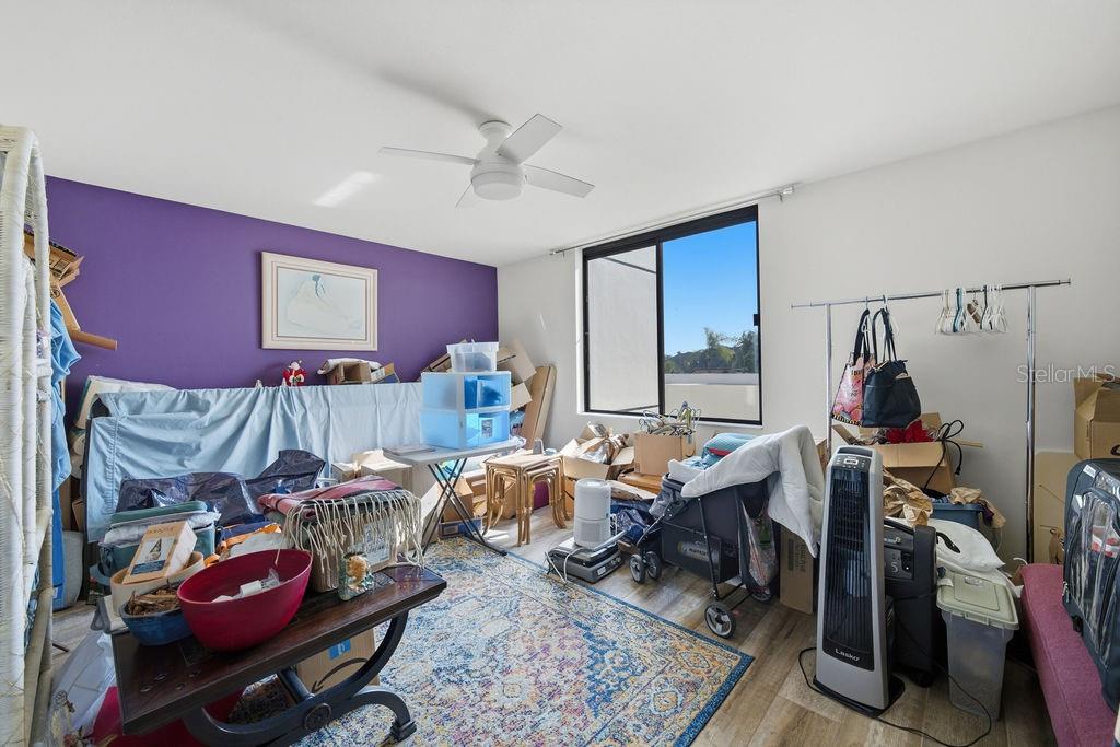 5940 PELICAN BAY PLAZA S, #203, Gulfport, FL 33707