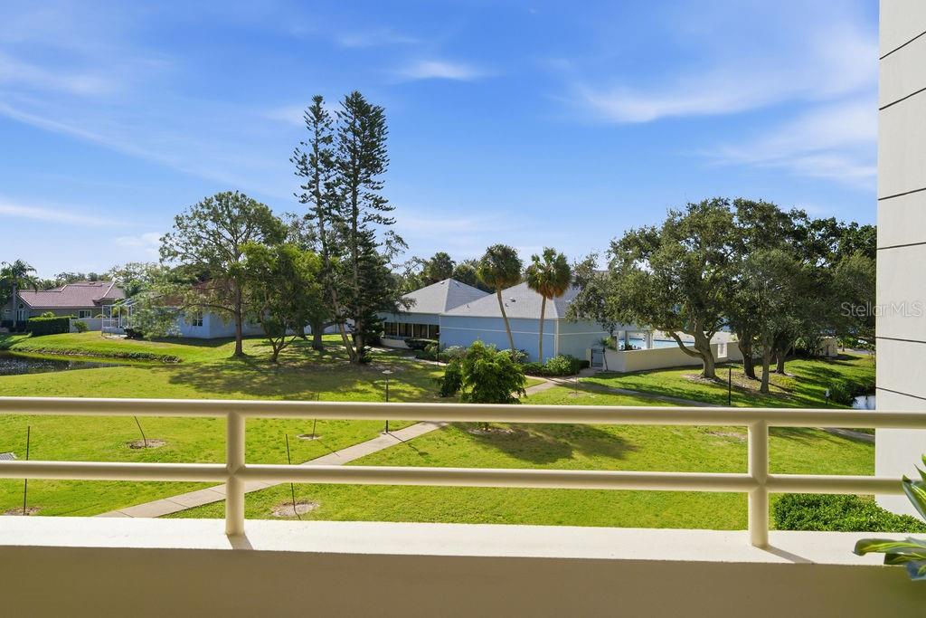 5940 PELICAN BAY PLAZA S, #203, Gulfport, FL 33707