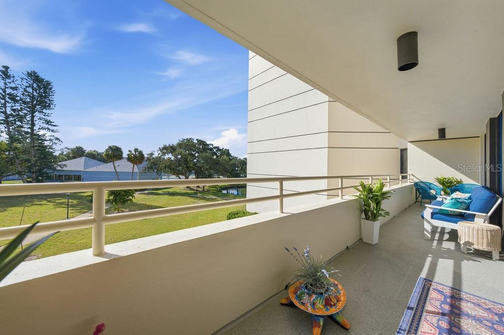 5940 PELICAN BAY PLAZA S, #203, Gulfport, FL 33707