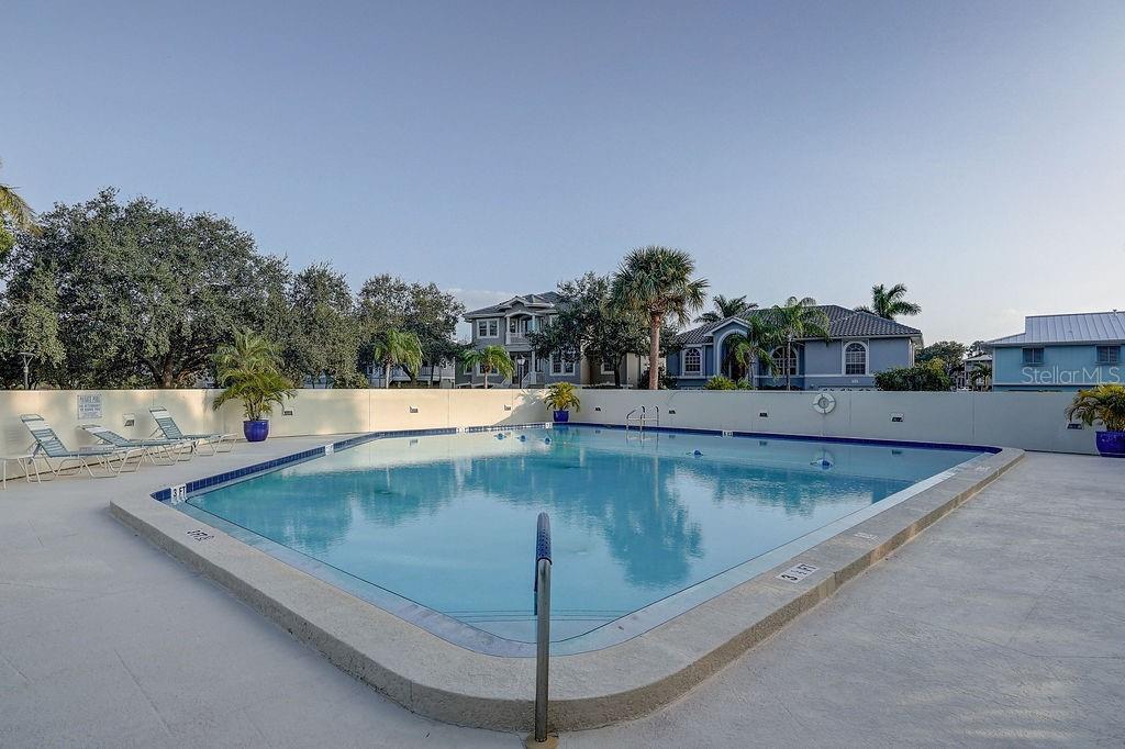 5940 PELICAN BAY PLAZA S, #203, Gulfport, FL 33707