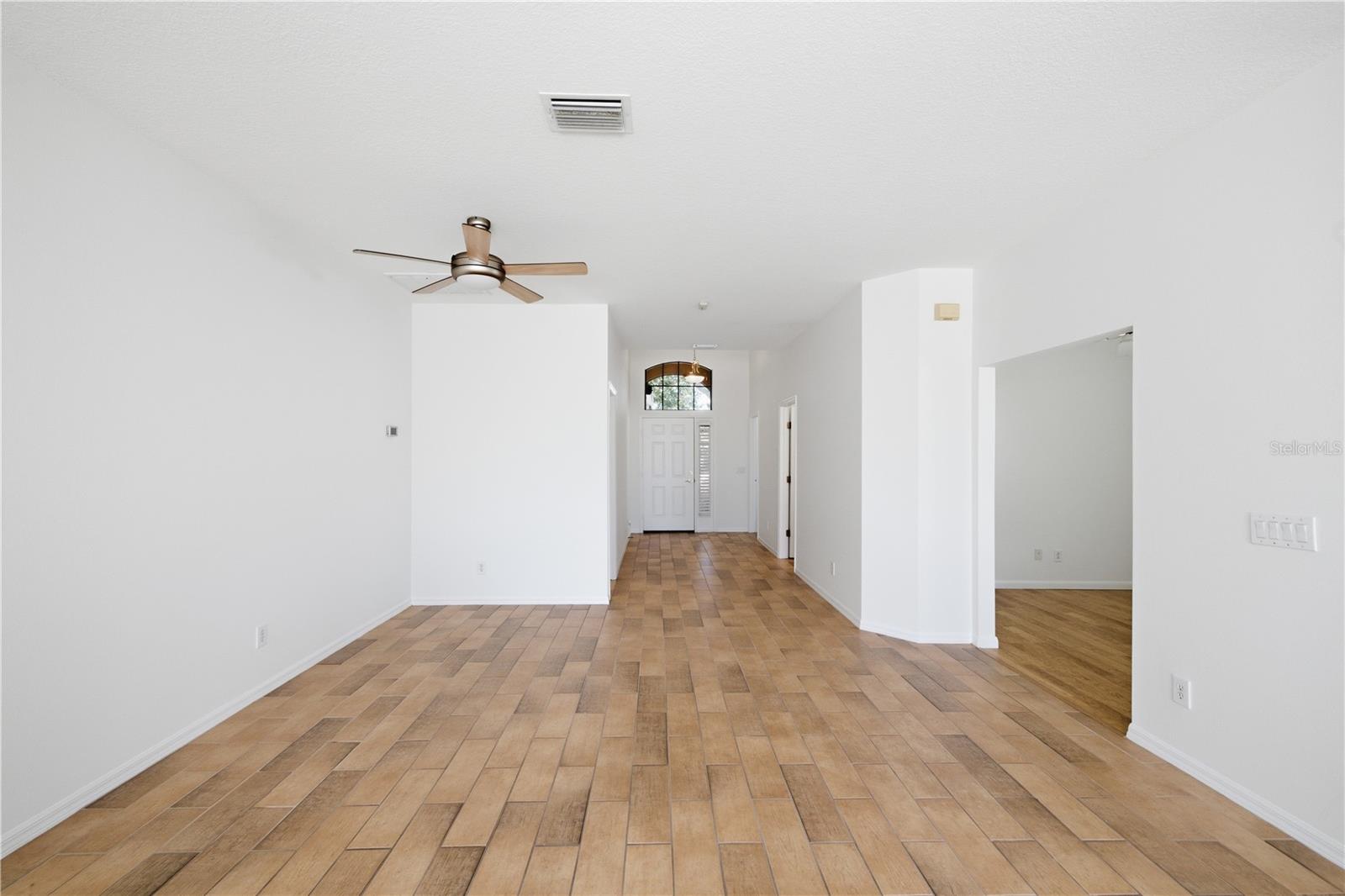 8013 STIRLING FALLS CIRCLE, Sarasota, FL 34243