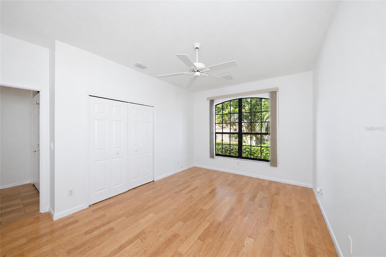 8013 STIRLING FALLS CIRCLE, Sarasota, FL 34243
