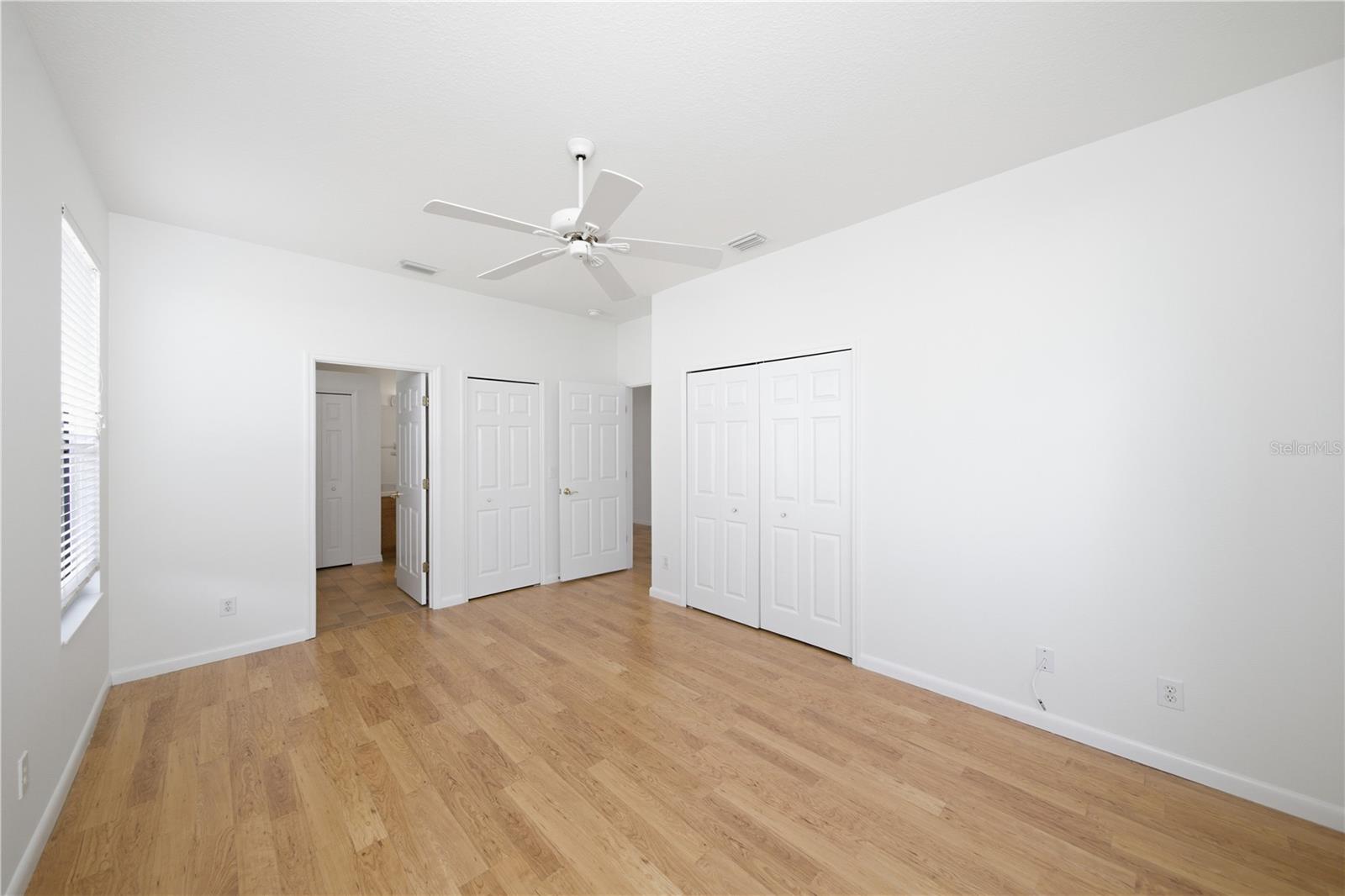 8013 STIRLING FALLS CIRCLE, Sarasota, FL 34243