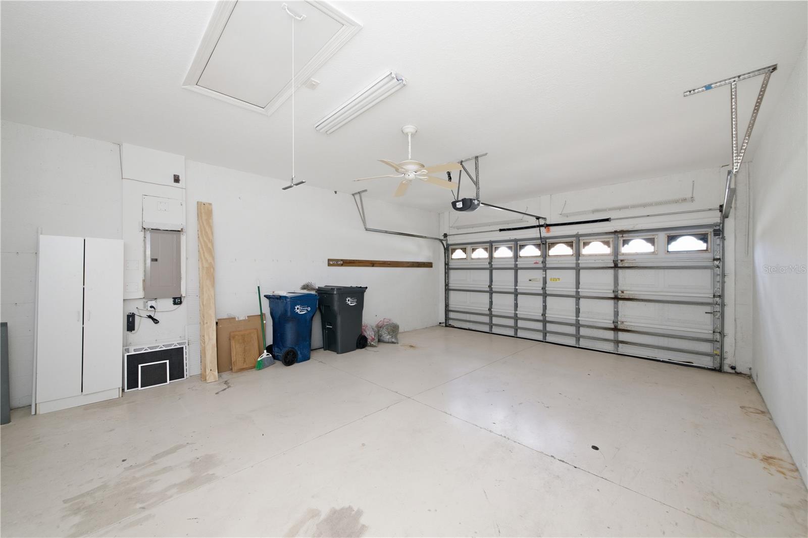 8013 STIRLING FALLS CIRCLE, Sarasota, FL 34243