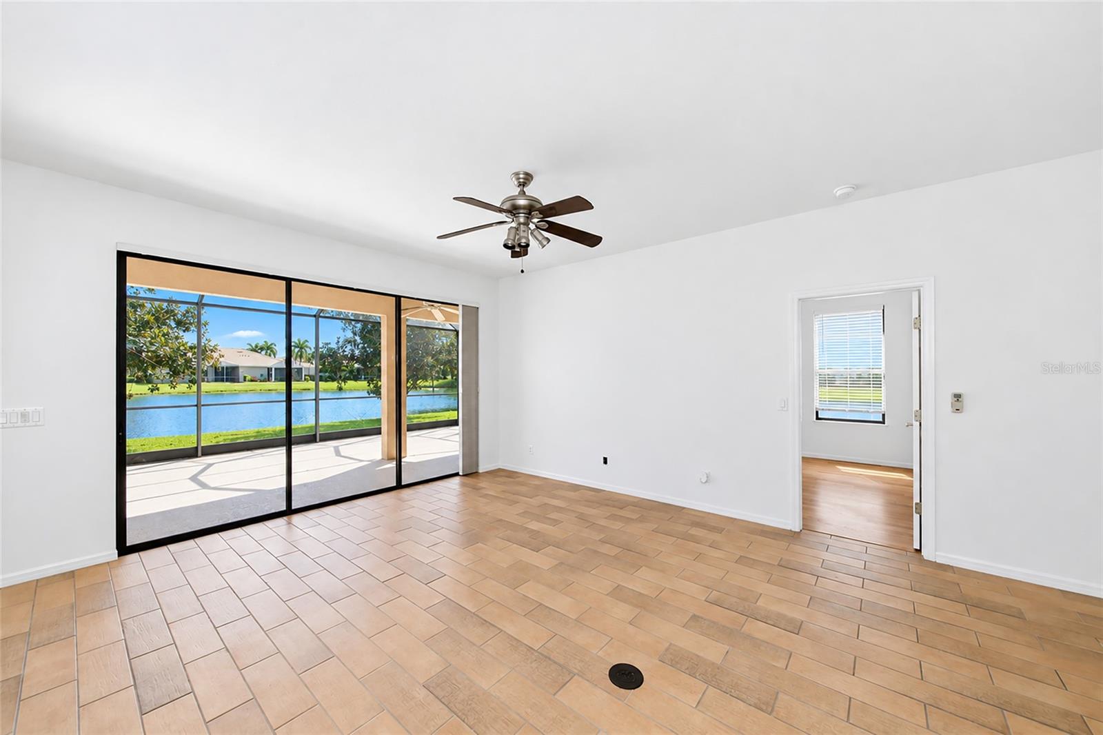 8013 STIRLING FALLS CIRCLE, Sarasota, FL 34243