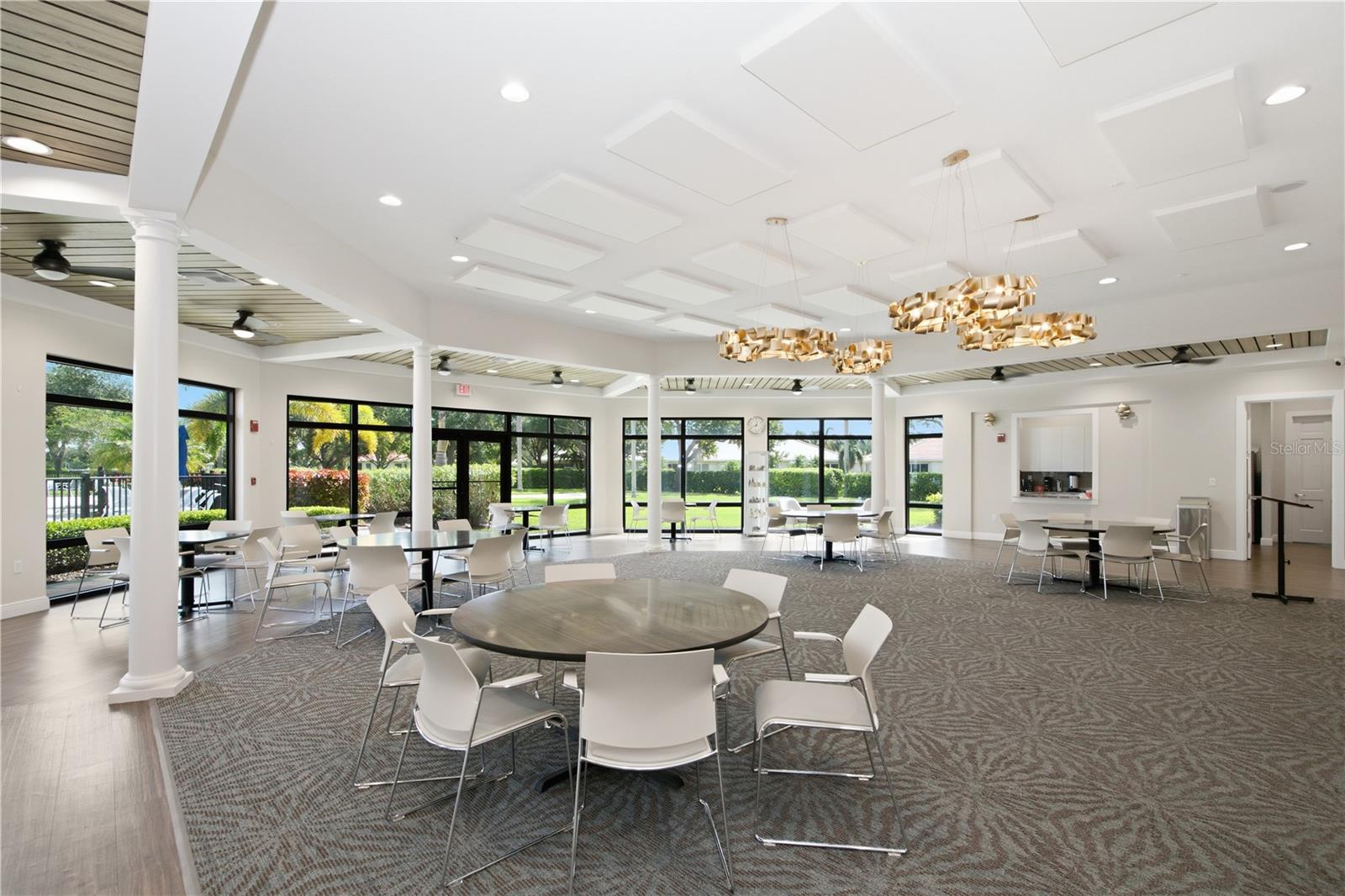8013 STIRLING FALLS CIRCLE, Sarasota, FL 34243