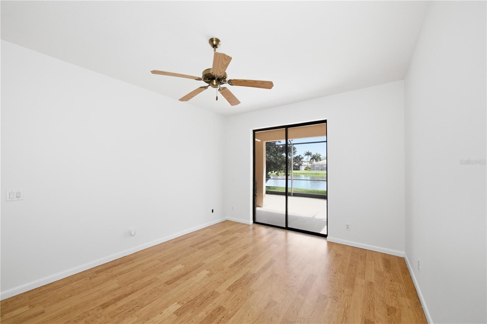 8013 STIRLING FALLS CIRCLE, Sarasota, FL 34243
